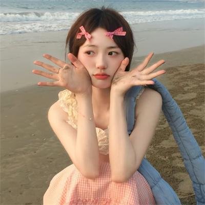 左撇子女人